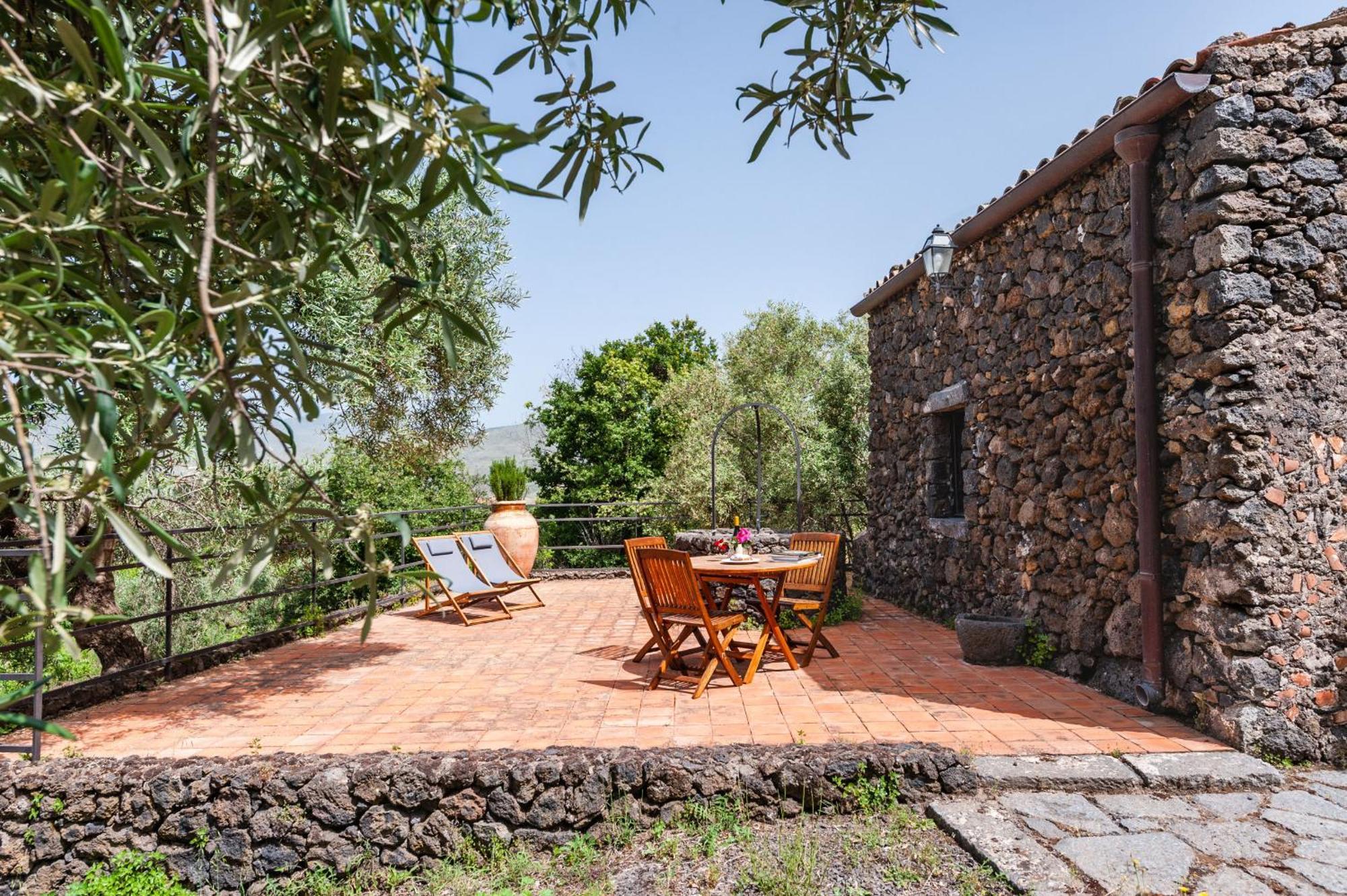 Terrazze Dell'Etna - Country Rooms And Apartments Randazzo Kültér fotó